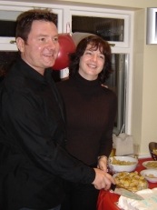 John & Helen cut their going away cake